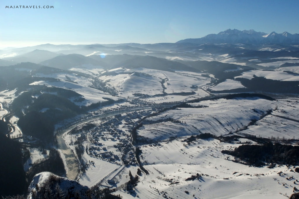 pieniny mountains, view from trzy korony in winter