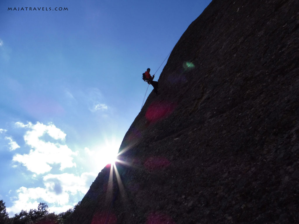 climbing rappelling