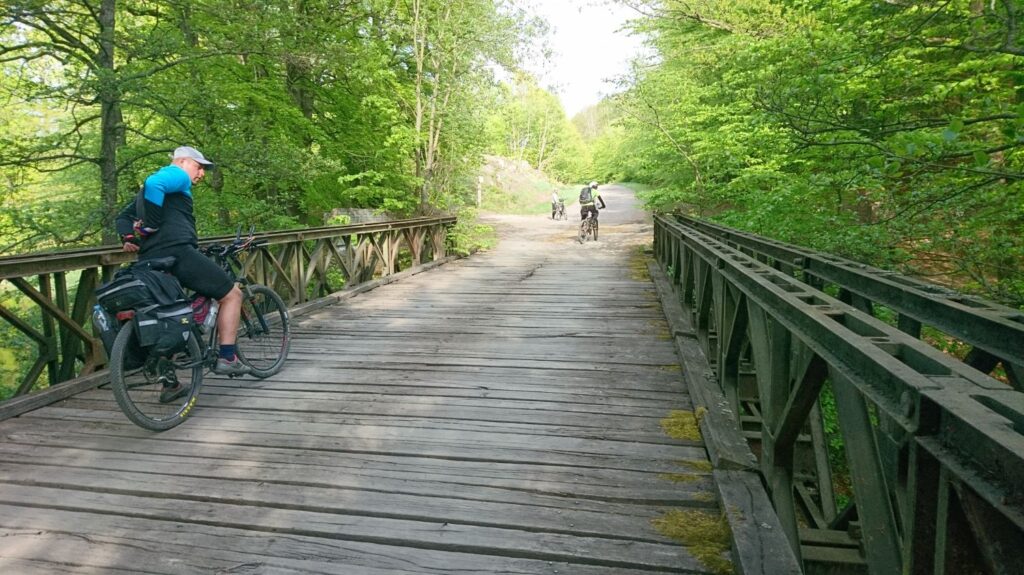 bridge over the river drawa