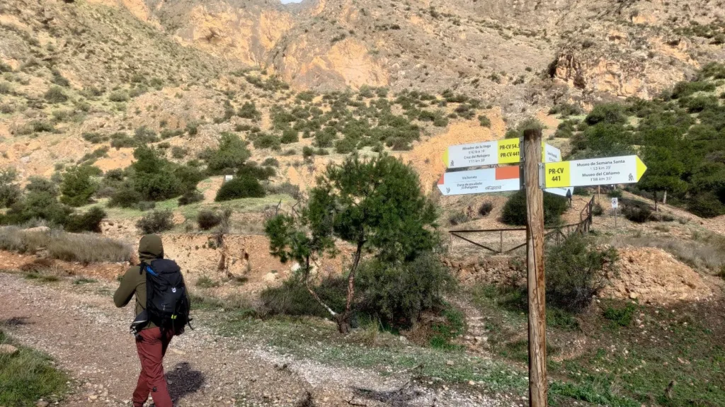 Zustieg zum Klettersteig Callosa de Segura