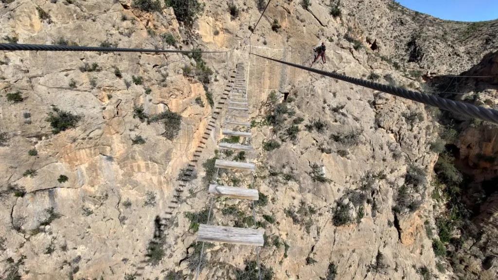 Klettersteig Callosa de Segura K5 – lange Hängebrücke