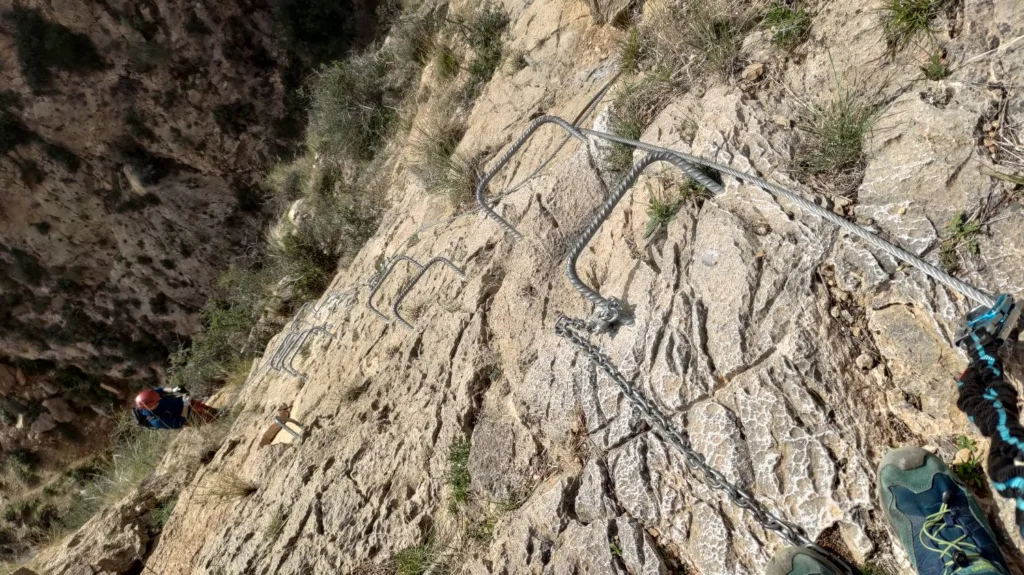 Klettersteig Callosa de Segura – überhängender Abstieg