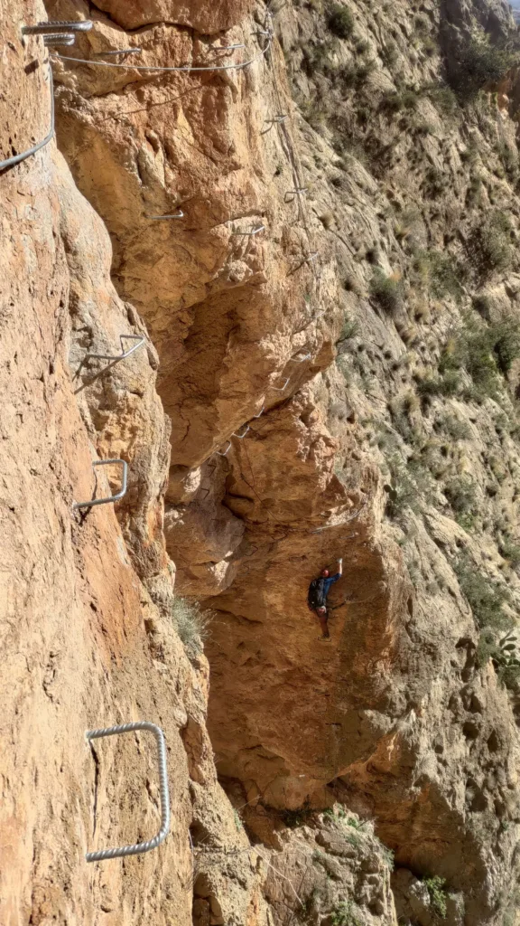 Klettersteig Callosa de Segura – überhängender Abstieg