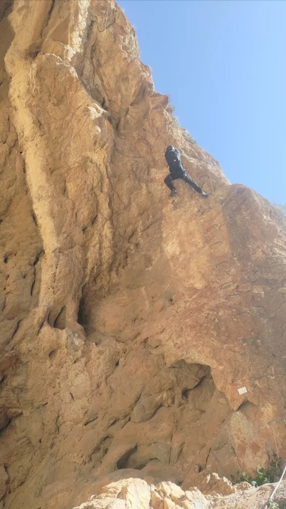 Klettersteig Callosa de Segura – überhängender Abstieg